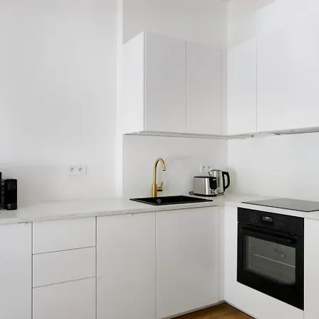 Rostovska Residence By Blueground Appartement *