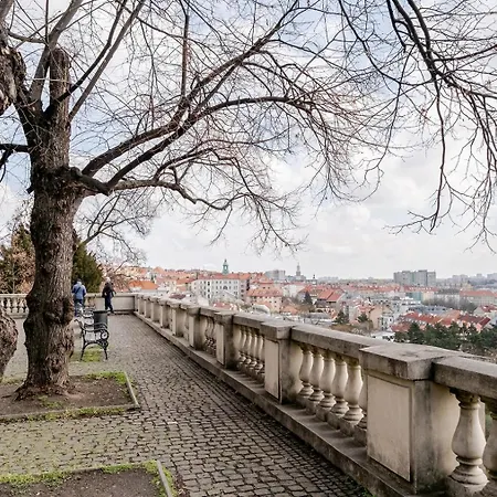Apartamento Blueground Vrsovice Residence Praga