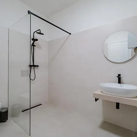 Apartment Blueground Vrsovice Furnished Dining Area Prg-13 Prague